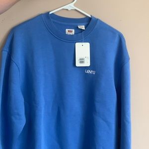 Levi’s blue crew neck